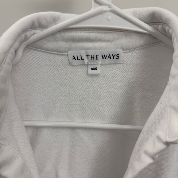 ALL THE WAYS REVOLVE CROP TOP LONG SLEEVE SIZE XXS - Picture 3 of 4